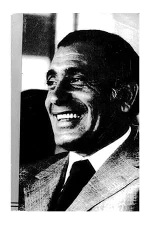 بين الصحافة والسياسة